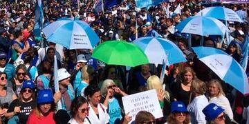 El acto de gremios en San Lorenzo por los despidos en la fábrica de Beltrán\u002E (Diario Síntesis)