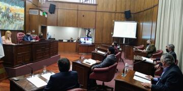 Sesión en Cámara de Senadores de San Luis desafuero Rosendo