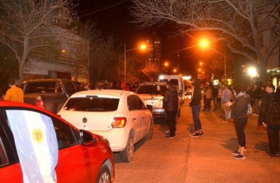 Coronavirus: caravana en Cipolletti contra el regreso a Fase 1