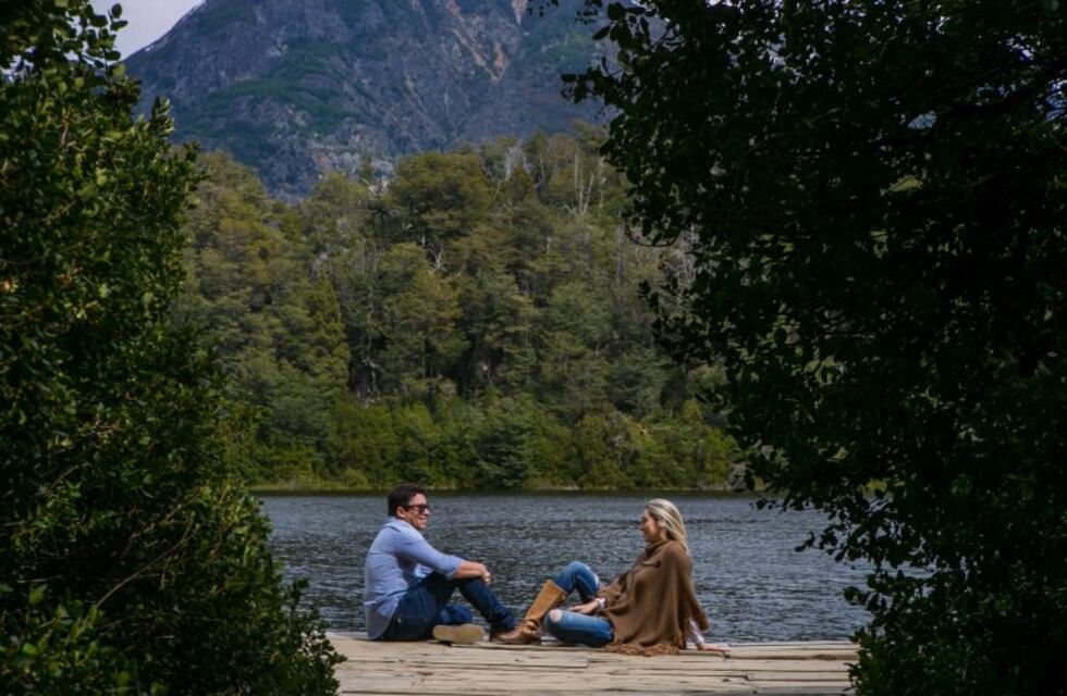 Celebran el Día de los Enamorados en Bariloche con múltiples casamientos