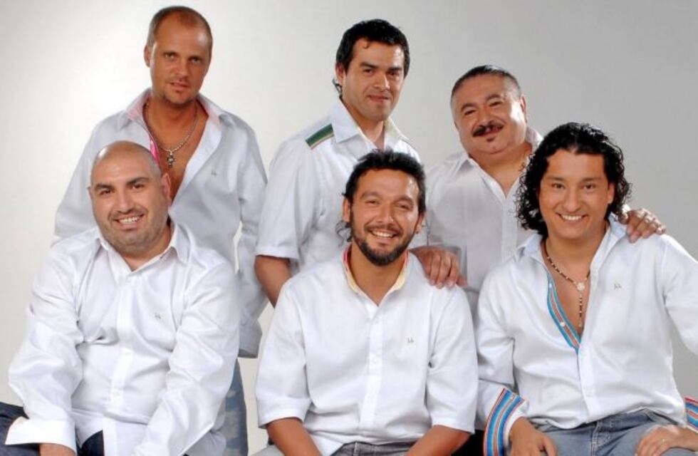 Los Tekis llevan el carnaval a la ciudad de Arroyito