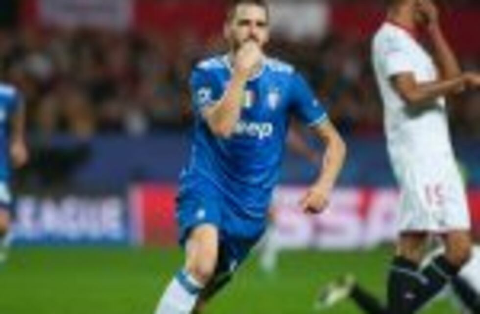 Juventus derrotó 3-1 a Sevilla en España y quedó en lo más alto del Grupo 8