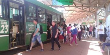 Estación de transbordo en Posadas\u002E (MOL)