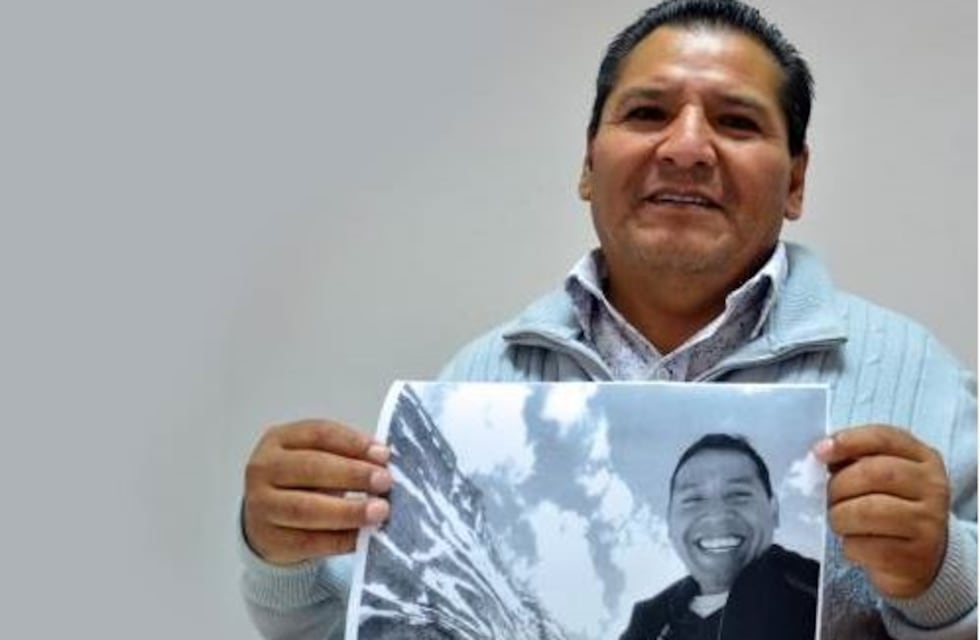 "Saben donde está", dijo el padre de un tripulante del ARA San Juan