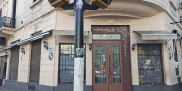 El histórico bar Blanco fue uno de los establecimientos cerró en los últimos días\u002E (@radio2rosario)