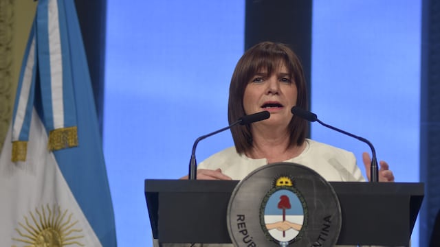 DYN23, BUENOS AIRES, 12/08/2016, LA MINISTRA DE SEGURIDAD PATRICIA BULLRICH BRINDA CONFERENCIA DE PRENSA EN CASA DE GOBIERNO. FOTO:DYN/LUCIANO THIEBERGER. buenos aires patricia bullrich nueva amenza de bomba en casa rosada ministra de seguridad conferenci