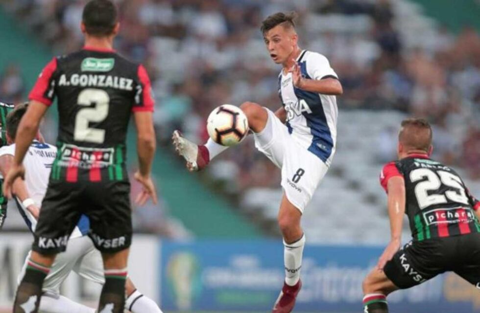 Confirman interés de un club francés por Cubas, una de las figuras de Talleres