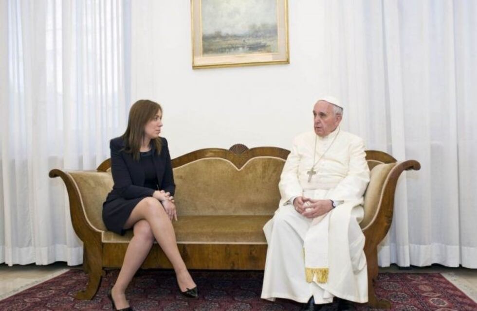 El papa Francisco recibió a María Eugenia Vidal en el Vaticano