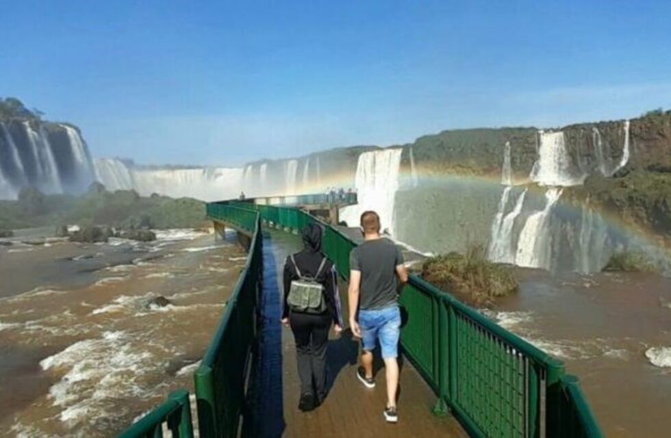Brasil: el estado de Paraná volvió a la fase 1 y cerró las Cataratas del Iguazú