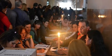 La jornada electoral en la provincia de Formosa arrancó casi una hora más tarde debido al apagón que se registro en gran parte del país