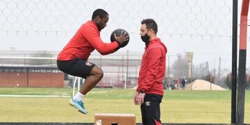 Leal se va al Tijuana (@CANOBoficial)