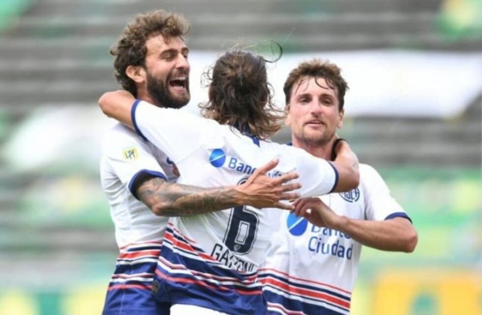 San Lorenzo goleó a Aldosivi en Mar del Plata y es líder de la Zona 5 de la Copa de la LPF