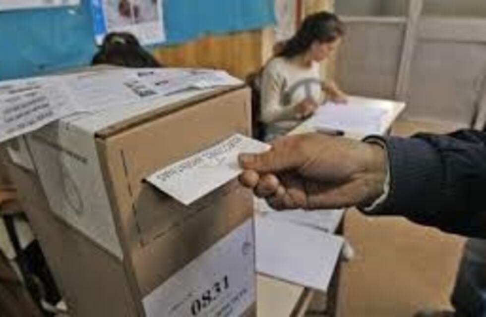 Se suman las consultas vía internet para saber dónde se vota