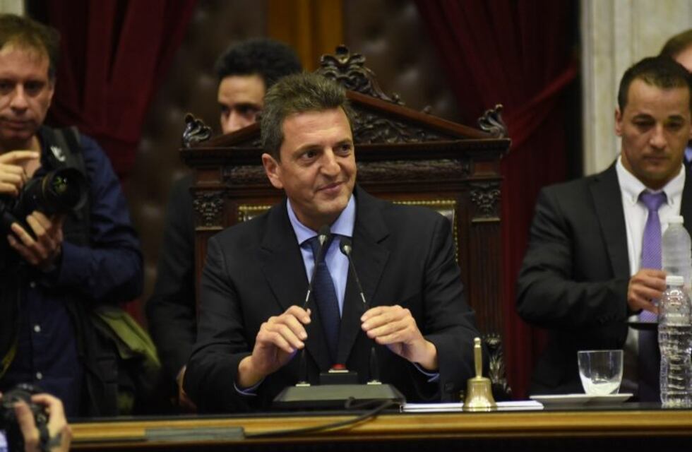 El Congreso congela las dietas de los legisladores por 180 días