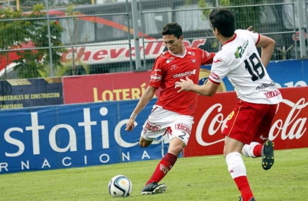 Instituto: firmó Agüero, se reflotó lo de Montoya y apuntan a Vegetti