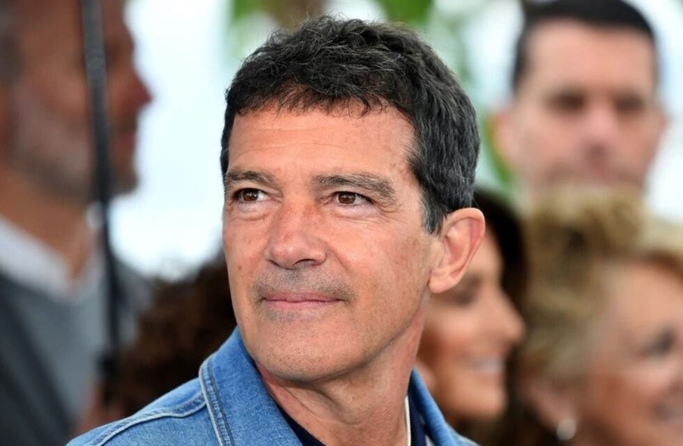Antonio Banderas recomienda el vídeo del doctor Miroli