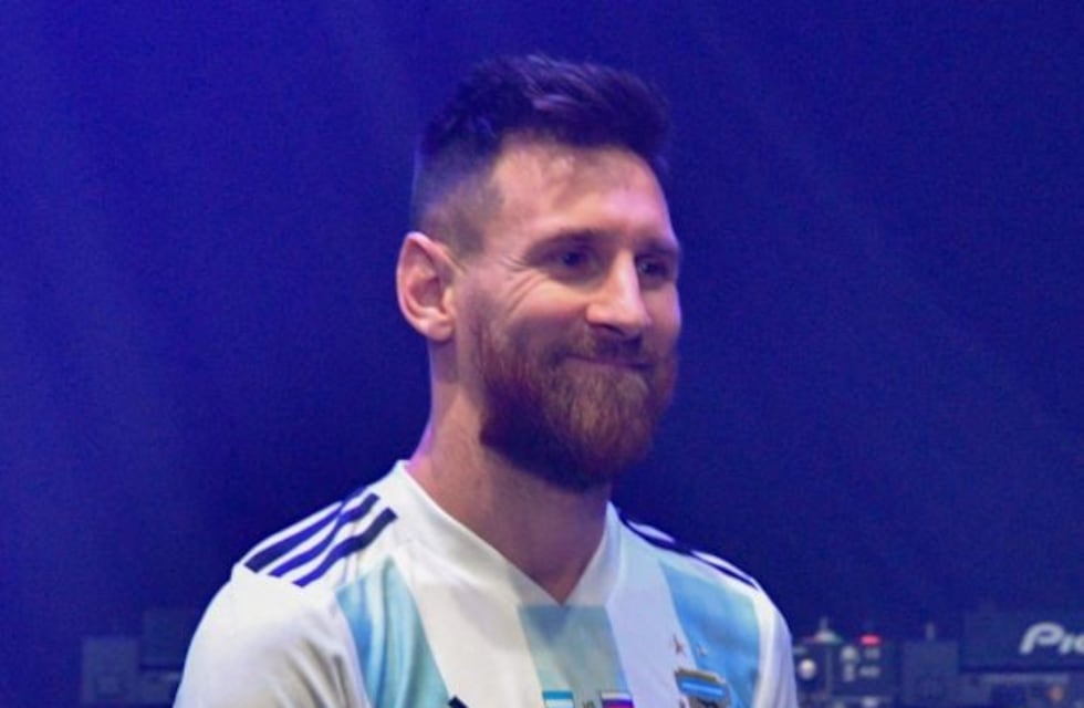 Lionel Messi presentó la pelota del Mundial de Rusia 2018