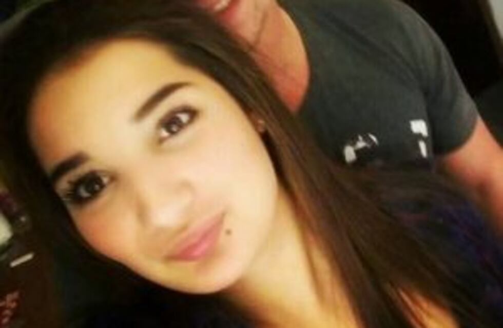 Gina, la chica quemada por su novio sigue en estado crítico y lucha por su vida