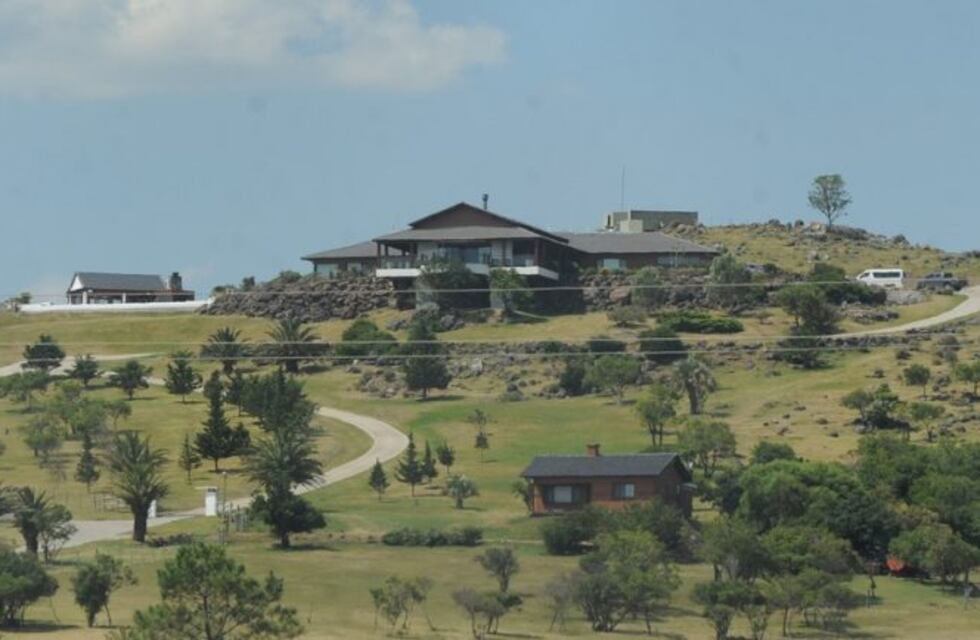 Interpol entró a la mansión de Balcedo y se llevó los animales exóticos