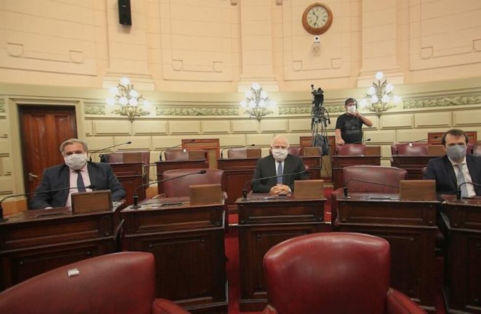 Los socialistas siguen sin saber cuál es el plan de Perotti