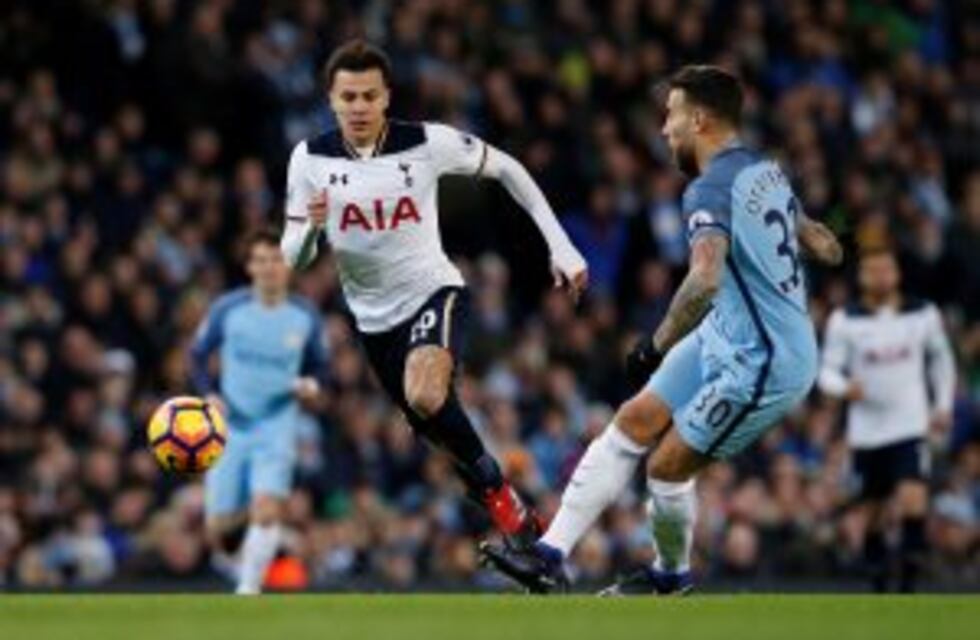 El Tottenham de Pochettino rescató un empate 2-2 ante Manchester City y quedó como escolta del Chelsea