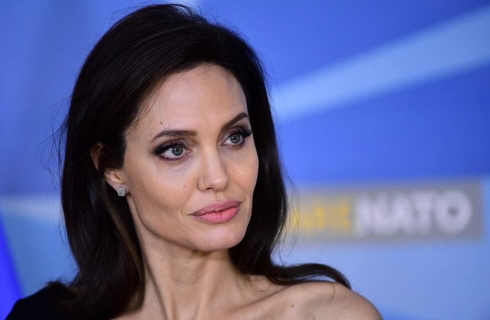 Angelina Jolie ya tiene nuevo romance en Hollywood