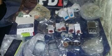 La PDI estuvo a cargo de los cuatro allanamientos en Rosario que permitieron detener a seis personas\u002E (Ministerio de Seguridad)