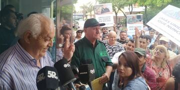 Herme Juárez ya en libertad volvió a la Cooperativa de Trabajos Portuarios. (@acanepa)