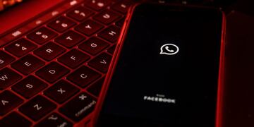 Usuarios reportan la caída de Instagram, Facebook y Whatsapp (Foto: BLOOMBERG)