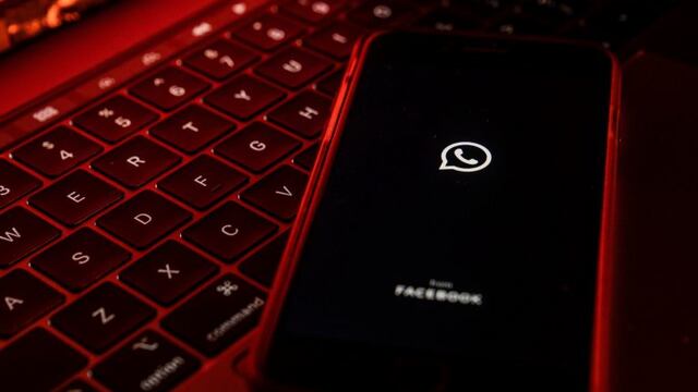 Usuarios reportan la caída de Instagram, Facebook y Whatsapp (Foto: BLOOMBERG)