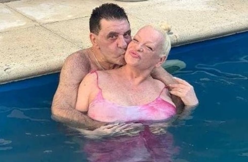 Silvia Süller nadó desnuda en la pileta y Jacobo Winograd le alcanzó el toallón al salir