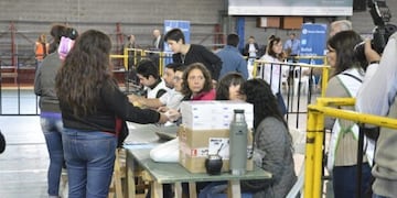 Comenzó la entrega de las tarjetas Alimentar en Bariloche