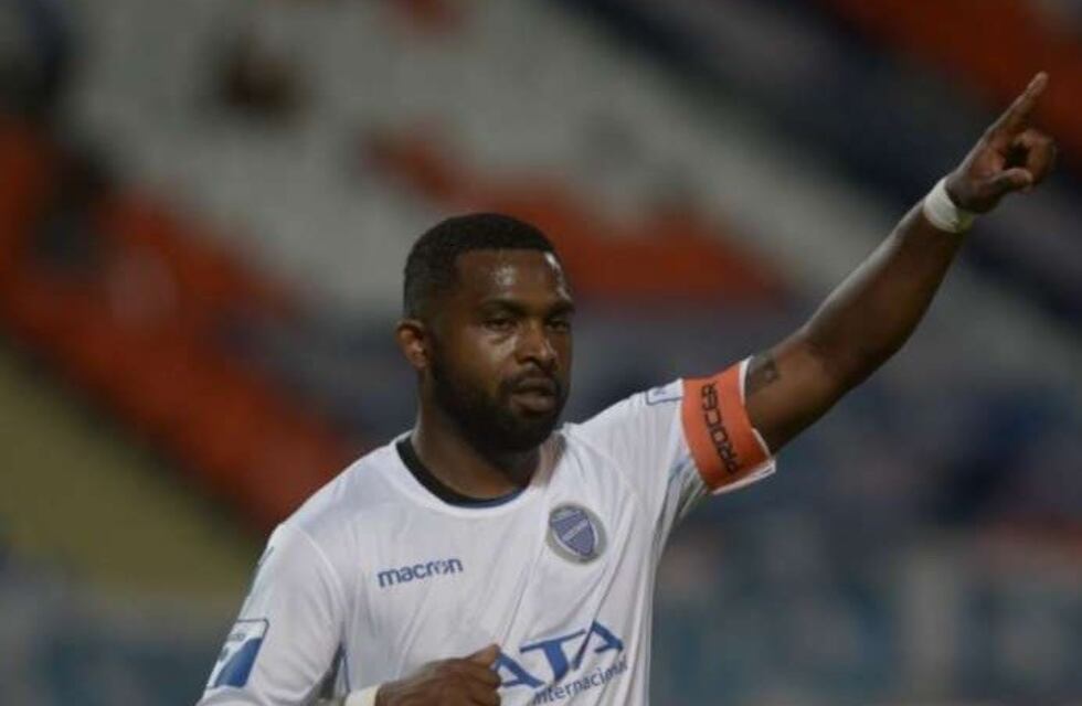 Godoy Cruz goleó a Lanús y sueña con la Libertadores