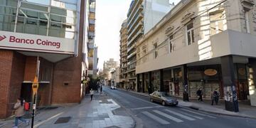 El operativo se llevó a cabo en un edificio de San Lorenzo al 1200\u002E (Google Street View)