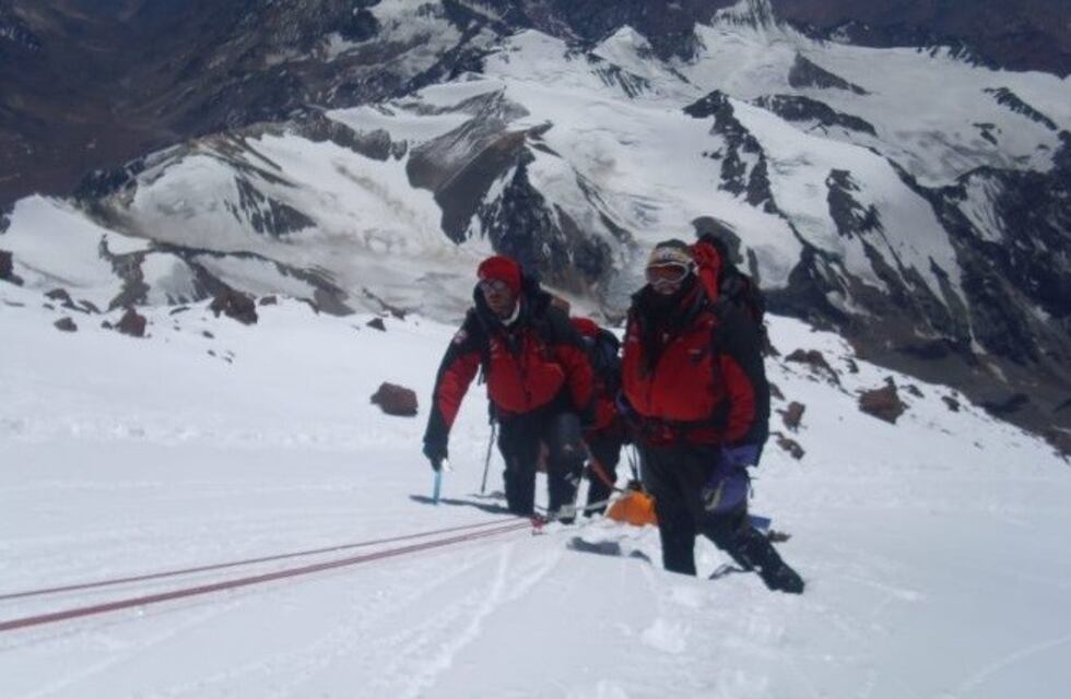Cerro Aconcagua: ¿Cómo funciona el hospital más alto del mundo?
