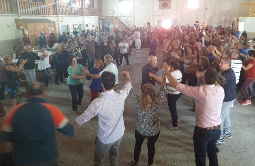 Invitan a un nuevo "Abuelazo" en Viedma