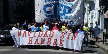 Organizaciones sociales marchan en Rosario por una \