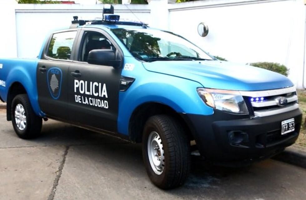 Detuvieron a siete hombres, uno armado, en el inicio de cuarentena en la Ciudad