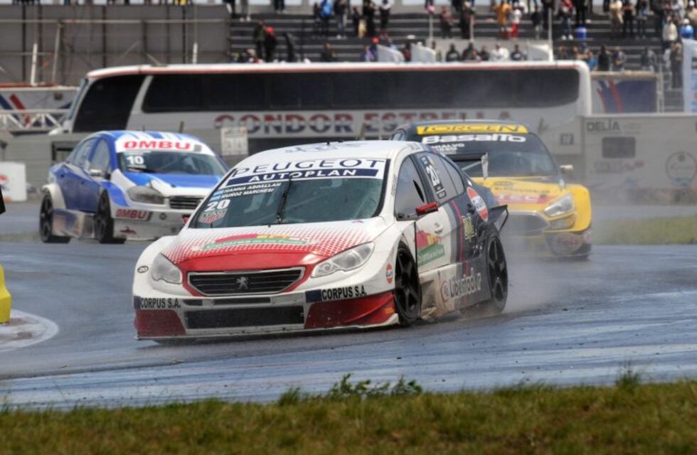 TC 2000: en el Oscar Cabalén, contra viento, lluvia y granizo