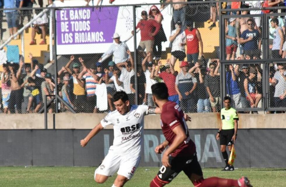 Cristian Vega es el héroe del Central Córdoba finalista