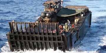 Un náufrago sobrevivió 14 horas a la deriva en el Pacífico Sur agarrado a un trozo de basura