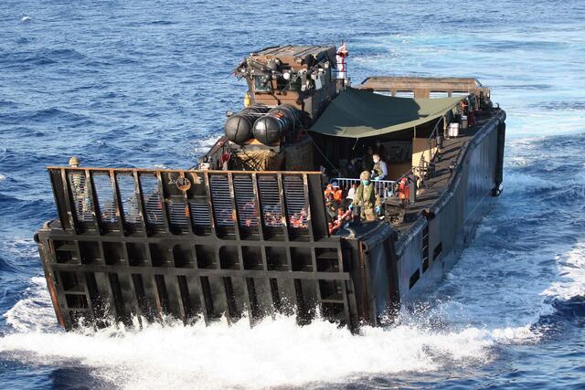Un náufrago sobrevivió 14 horas a la deriva en el Pacífico Sur agarrado a un trozo de basura