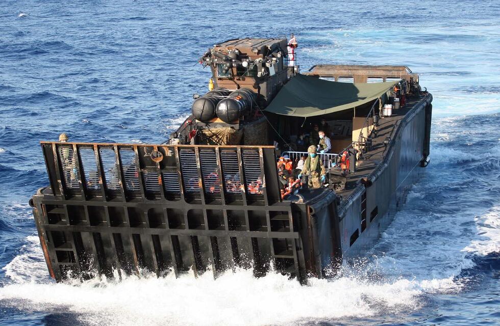 Un náufrago sobrevivió 14 horas a la deriva en el Pacífico Sur agarrado a un trozo de basura