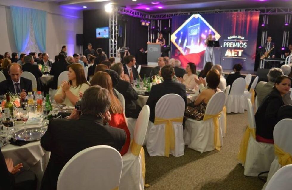 Este sábado se entregan los "Premios AET", 2018