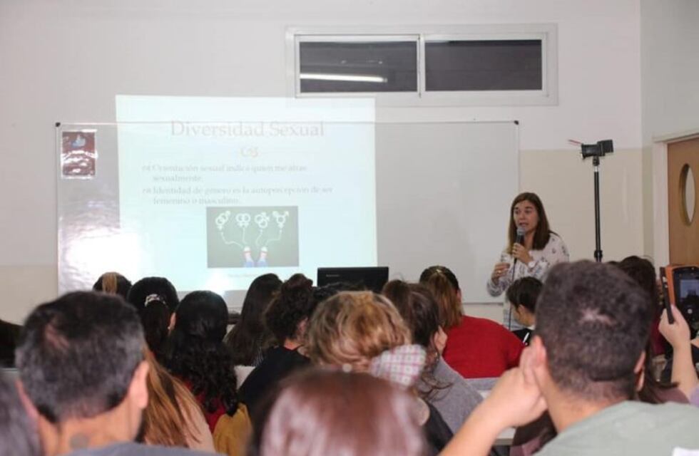 Exitoso encuentro de salud sexual de jóvenes