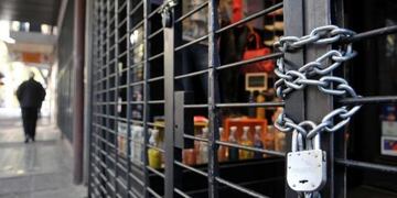 Los negocios están cerrados por el Día del Empleado de Comercio. Imagen ilustrativa