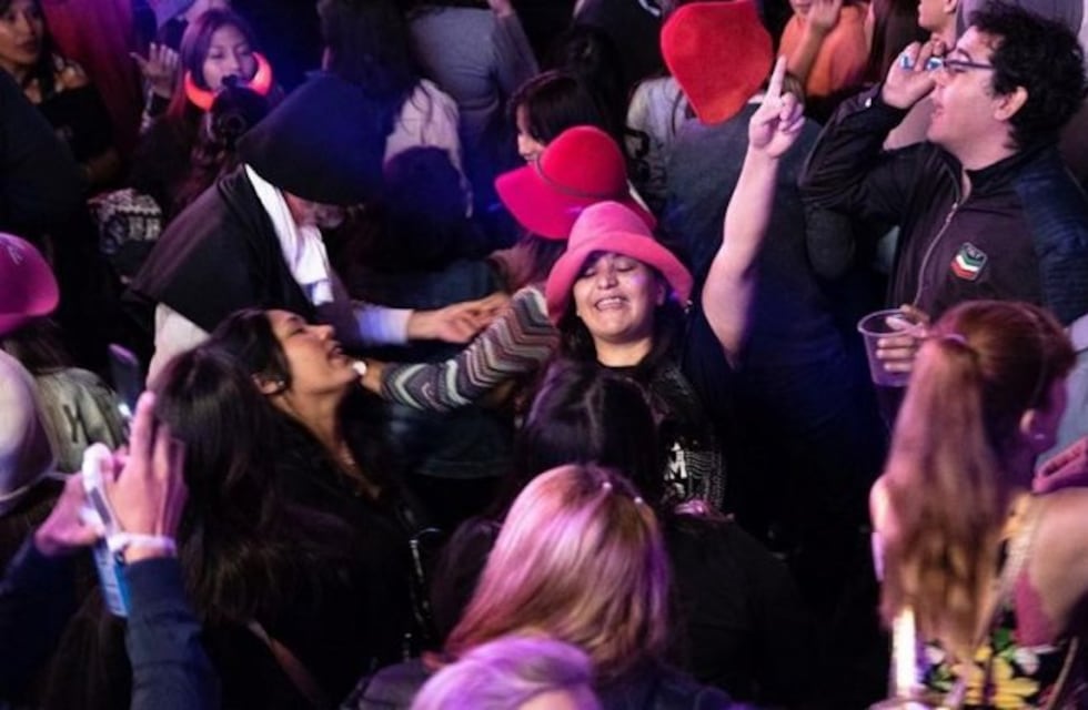 Mujeres le hacen frente a la violencia de género en carnaval