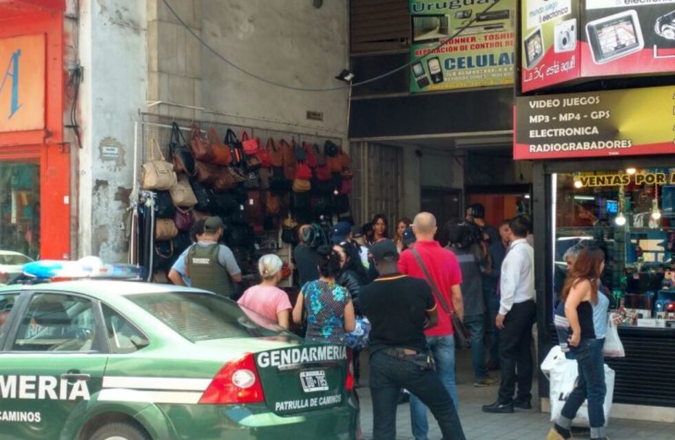 Galería Norte: buscaban cigarrillos y hallaron 4 kilos y medio de cocaína