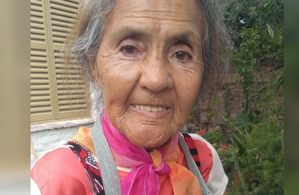 Rosa no solo recibió sus zapatillas sino que también conoció al equipo de sus amores