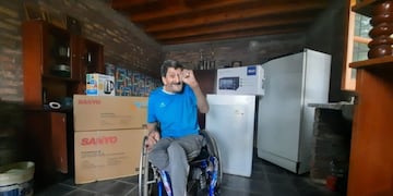 El campeón de bochas se hizo una casa con lo que ganó representando al país, pero no tenía cómo equiparla, así que un exprofesor suyo inició una campaña solidaria.